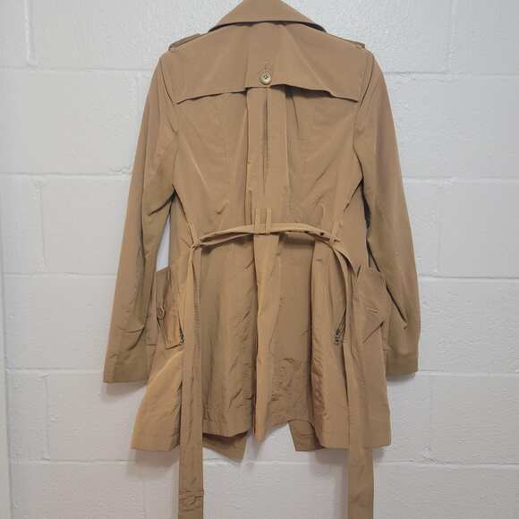 BCBG Max Azria Trench Coat - Picture 9 of 10